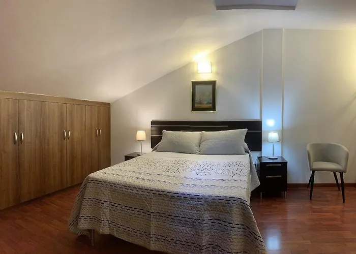 Viviendas Vacacionales En El Centro De Valleseco